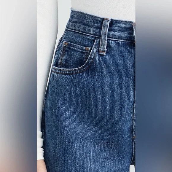 Favorite Daughter
The Valentina Super High Rise Flare Jeans - Picture 4 of 5